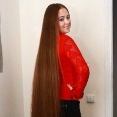 Мария Алмуратова
