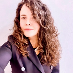 Лена Белобровая