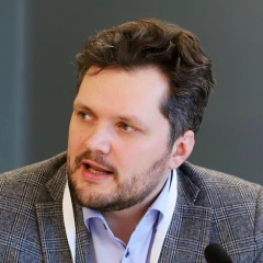 Сергей Седельников, Омск