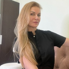 Анна Логинова, Москва