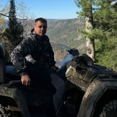 Юрий Непомнящий, Красноярск