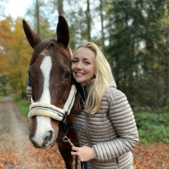 Анна Мёль, 11.08, Zürich