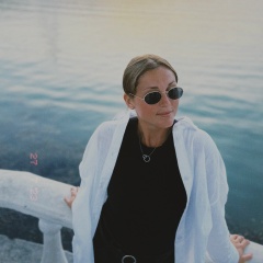 Янина Разинкова, Москва