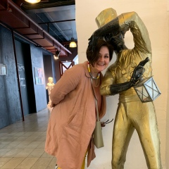 Александра Варжапетян, 26.03.1973, Санкт-Петербург