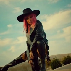 Дарья Знайдук, Санкт-Петербург