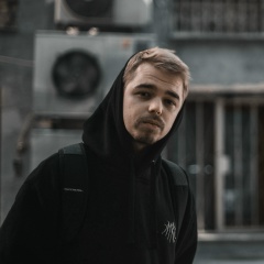 Алексей Андронов