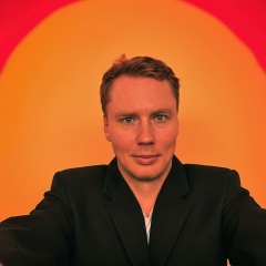 Артем Исаенков