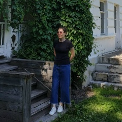 Нина Пихонова, Москва