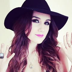 Dulce-Maria Uckermann, 06.12.1985, México