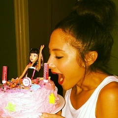 Klariza Clayton, 09.03.1989, The Valley