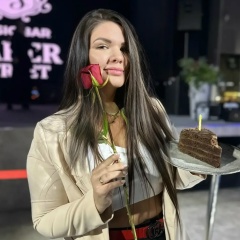 Анна Алисова