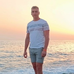 Юрий Круглов, 07.05.1990, Санкт-Петербург