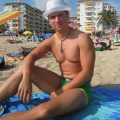 Olegos Status, Lloret de Mar