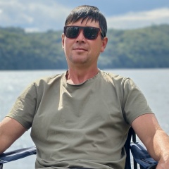 Денис Артамонов