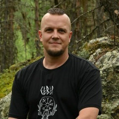 Александр Фролов