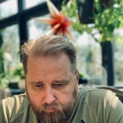 Алексей Петров, 31.12, Москва