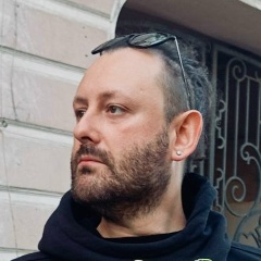 Олег Космонавтов, Санкт-Петербург