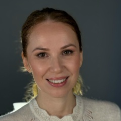 Julia Karacheva, Москва