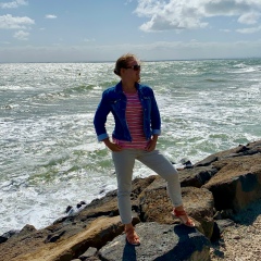 Яна Лукомская