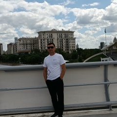 Сарсенбай Маканов, 05.10, Омск