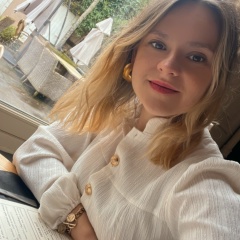 Alessandra Semenova, 29.08.1990, Paris