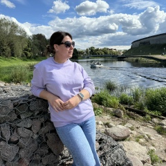 Оля Сигаева