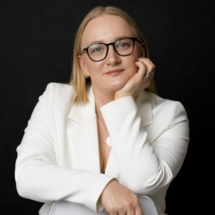 Арина Ахмади, 22.01.1991, Томск
