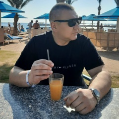 Илья Змелюгин, Екатеринбург