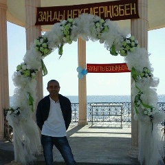 Саша Маметов, Туркестан