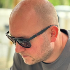 Женя Монастырев, Москва