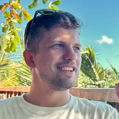 Артём Мясников, Москва