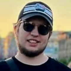 Павел Макаренко