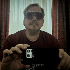 Глеб Аксенов, Москва