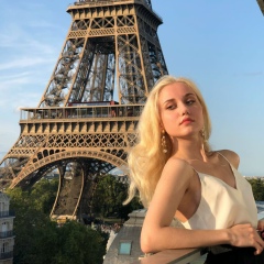 Настя Слатова