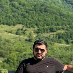 Seyran Petrosyan, Ереван