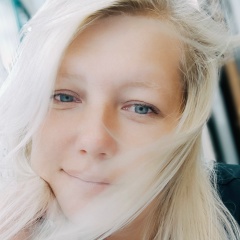 Лена Исаченкова(Уланова), 02.04.1982, Брянск