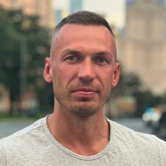 Роман Богомолов, Москва