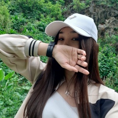 Акнур Ажиханова, Алматы