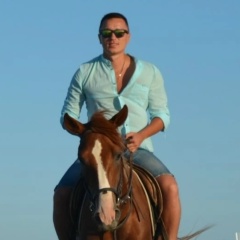 Артур Кометов