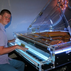 Вячеслав Веснин, 30.12.1983, Ханты-Мансийск