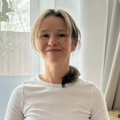 Кристина Хамдамова, Санкт-Петербург