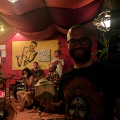 Lucid Stranger, 12.04