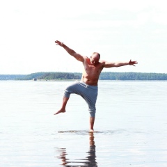 Максим Лавриков, 31.12.1920, Санкт-Петербург