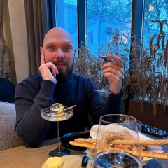 Денис Манюхин, 13.05, Москва