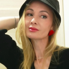 Анна Позднякова, Санкт-Петербург
