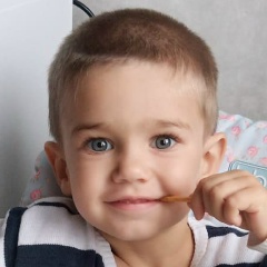 Юрий Стоянов