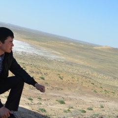 Атабек Шарапов