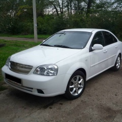 Элрух Номонов