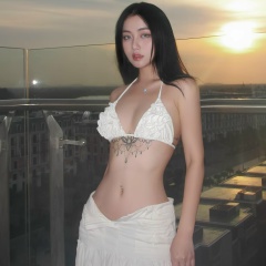 Asian Onlyfans, 24.08.2000