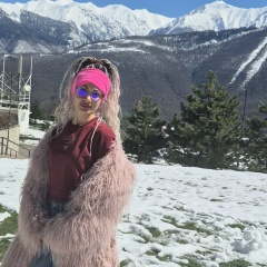 Танюша Разгуляева, Санкт-Петербург